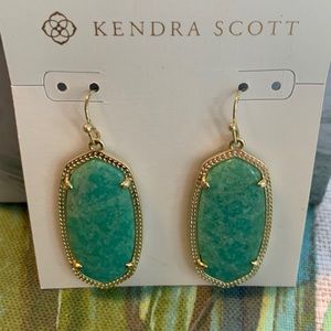 Kendra Scott Elle Earrings Gold in Green Amazonite Perfect VVEUC w/ Dust Bag